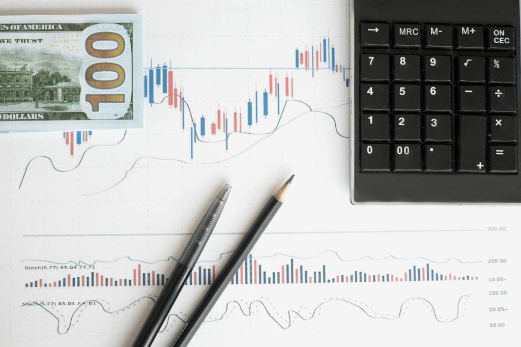 Cotizaciones del dólar: oficial en $1405 y paralelo en $1415